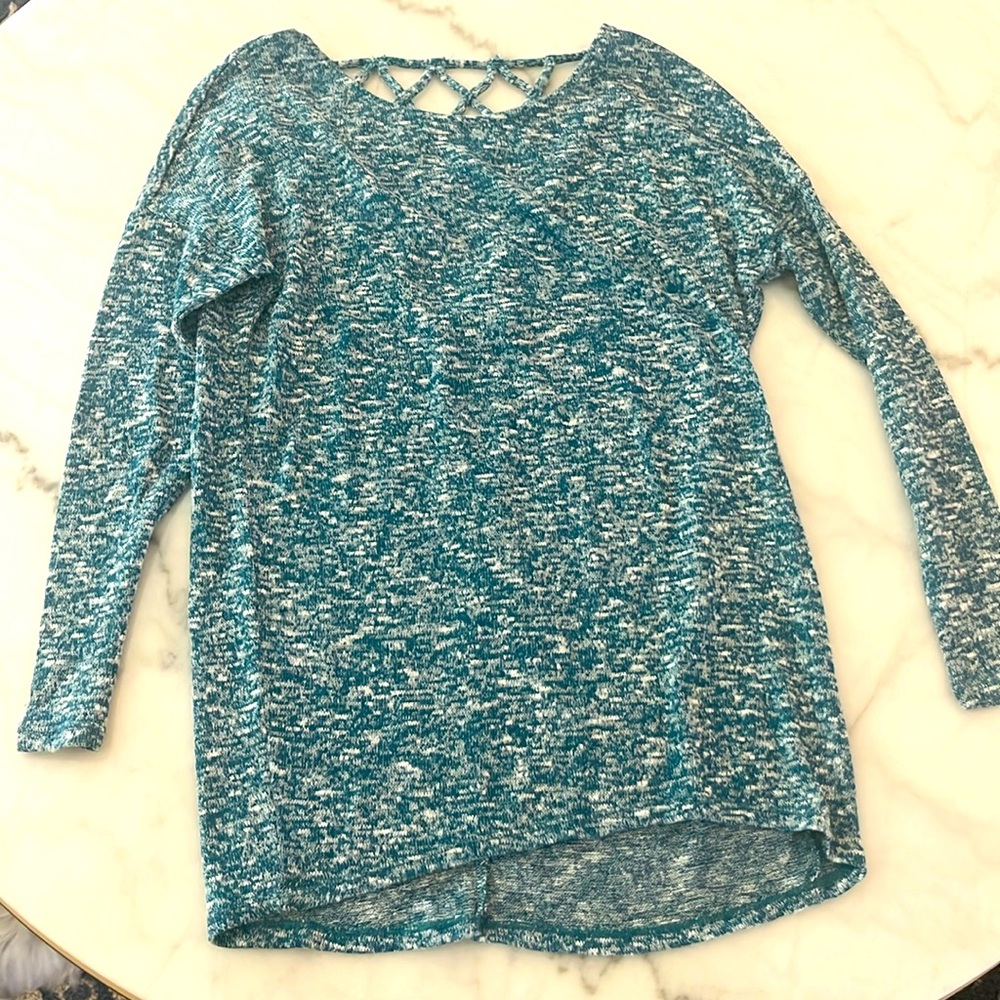 Daytrip marled teal tunic, excellent condition, back detail
